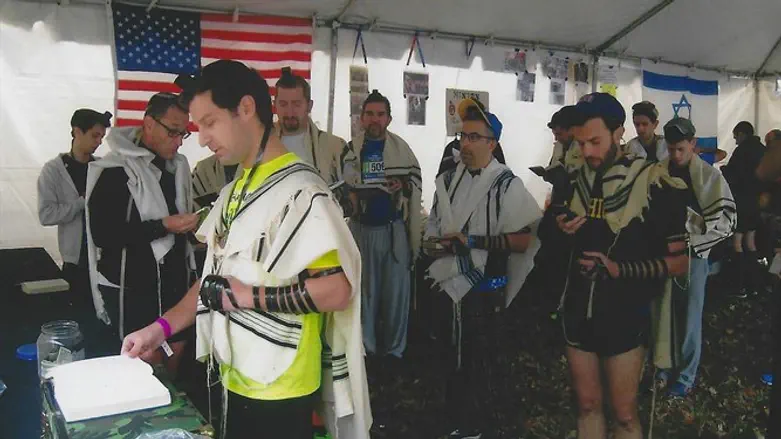 The minyan, run by a group of 10 volunteer staff, attracts hundreds of participants