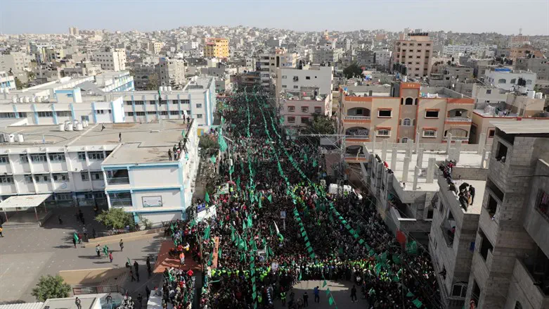 Parade supporting Hamas in Gaza