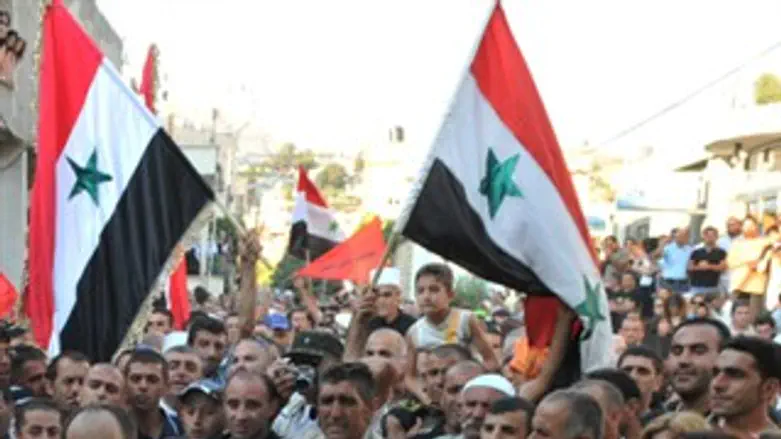 לסייע למורדים בסוריה