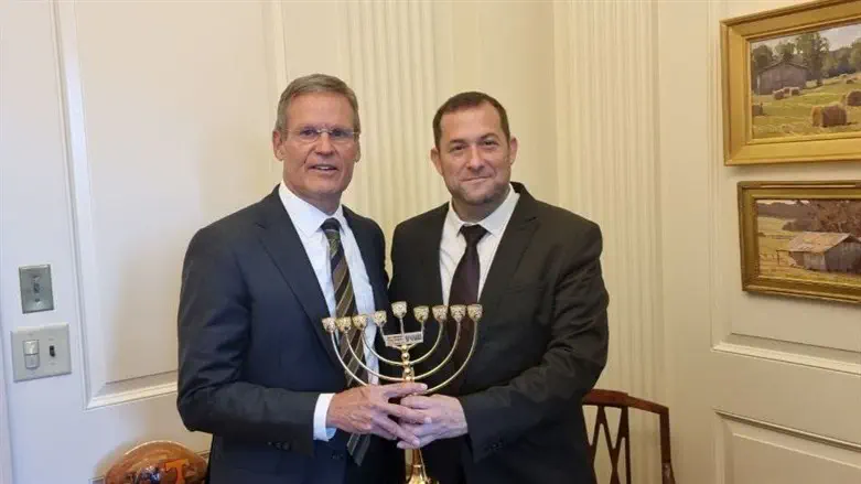 Yossi Dagan and Tennessee's Governor Bill Lee