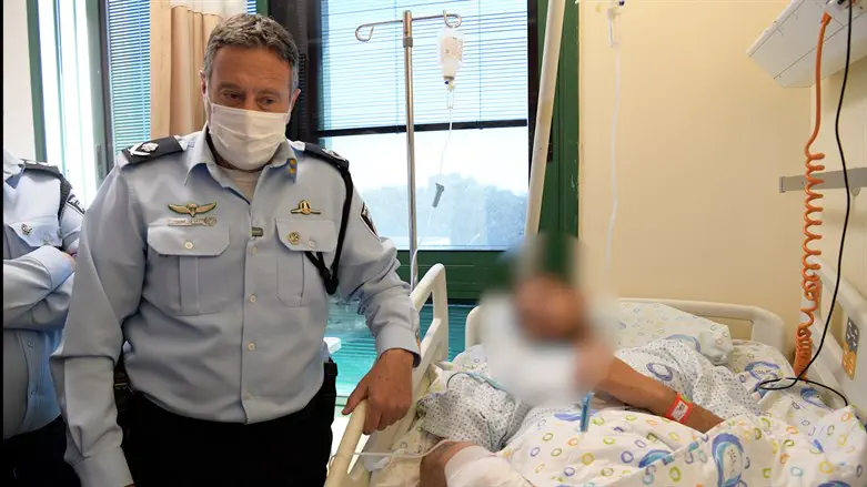 Police official visits wounded from Hadera attack
