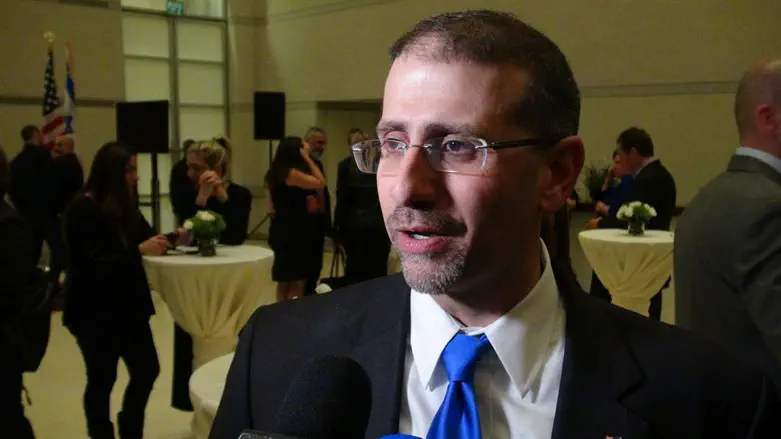 Amb. Dan Shapiro speaks with Arutz Sheva