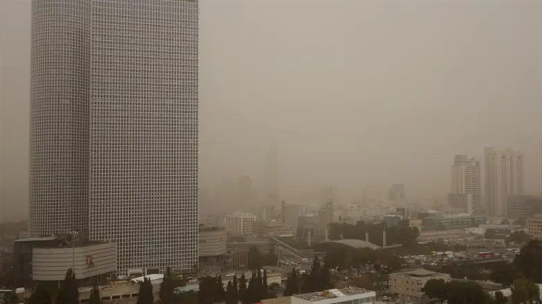Haze in Tel Aviv