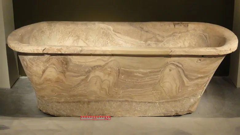 Herod’s calcite-alabaster bathtub found in Kypros fortress