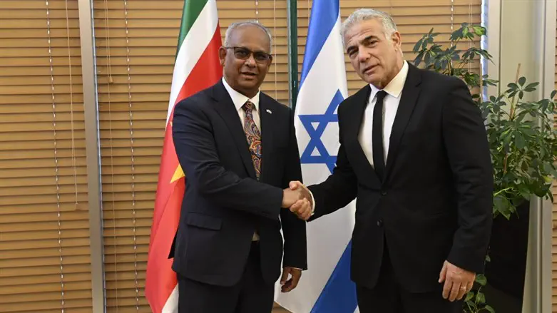 Suriname's Foreign Minister with Yair Lapid