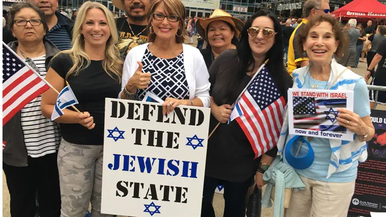Laurie Cardoza-Moore protesting against BDS