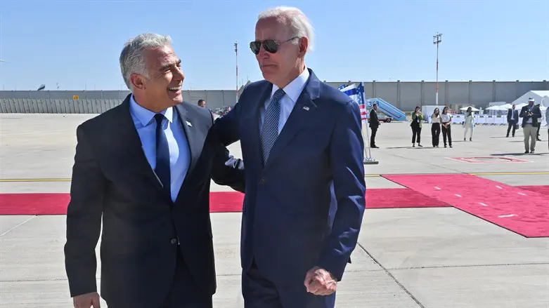 US President Joe Biden with Israeli PM Yair Lapid at Ben Gurion Airport on Wednesday