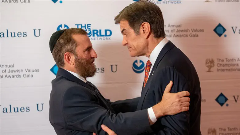 Rabbi Shmuley Boteach, and Dr. Mehmet Oz speak at The 2022 Champions Of Jewish Values Gala