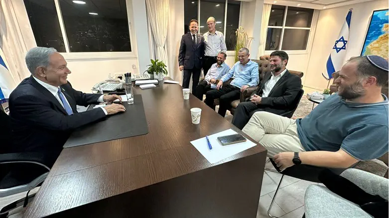 Netanyahu and Smotrich meet