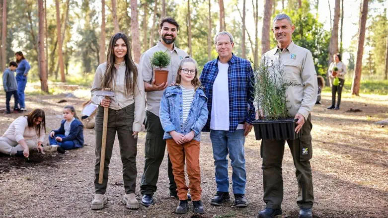 צובע את השלכת מחדש: יורם ארבל מחדש את הלהיט שלו בגיל 80 | ערוץ 7