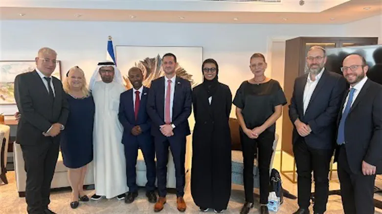 MK Tal visits the UAE