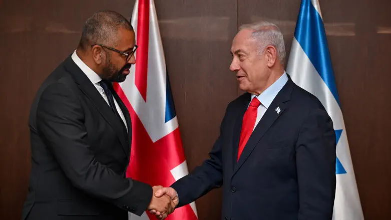 Netanyahu with British Foreign Secretary James Cleverly