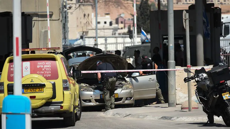 Ramming Attack At Checkpoint Near Jerusalem | Israel National News ...