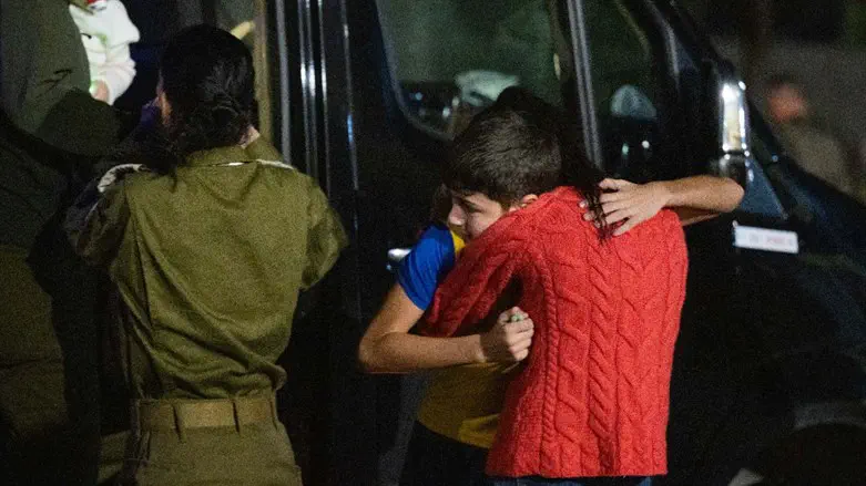 Hostages returned to Israel