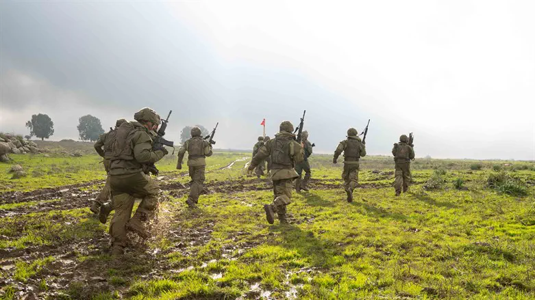 IDF soldiers on northern border