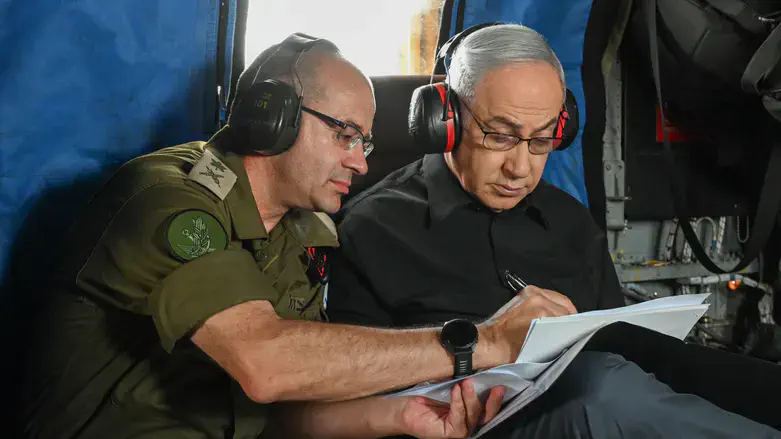 Netanyahu in the Northern Command