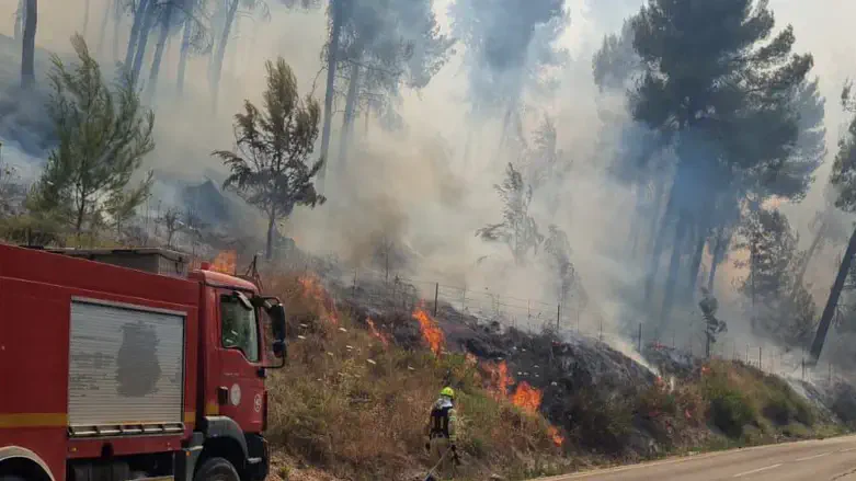 A fire caused by a Hezbollah rocket in northern Israel. Archive