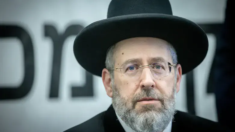 הרב לאו: