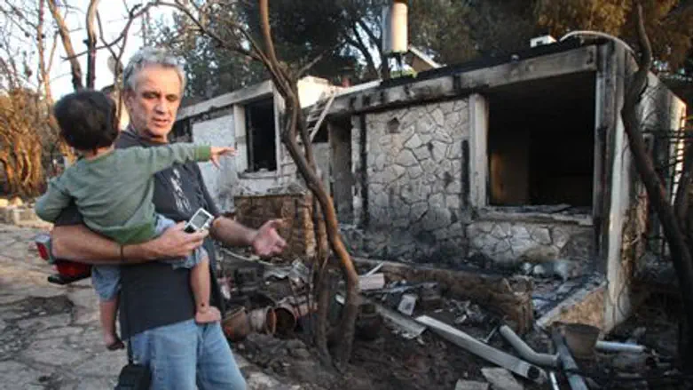 Burnt home in Ein Hod