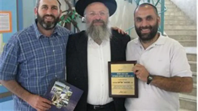 (l-to-r) Ben-David, Rabbi Eliyahu, Cohen