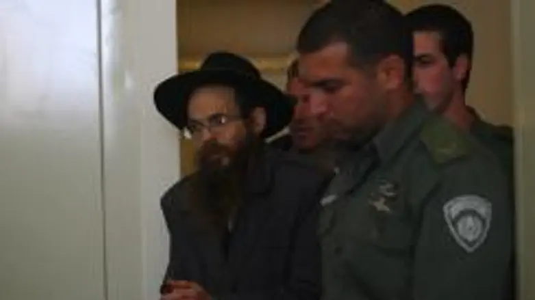 Rabbi Shapira brought to court Wednesday