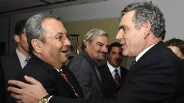 Barak with British PM Gordon Brown