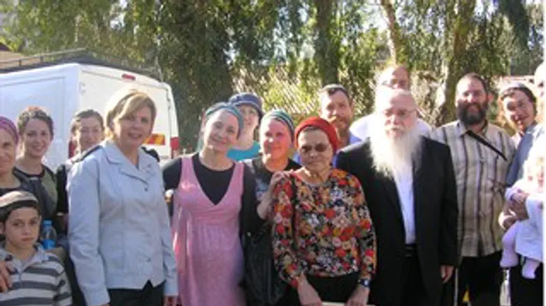 ברביבאי, הרב ובני משפחתו