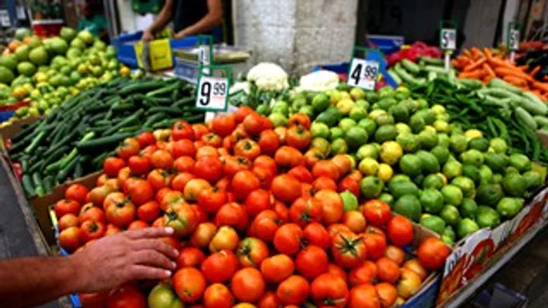 עגבניות בשוק 