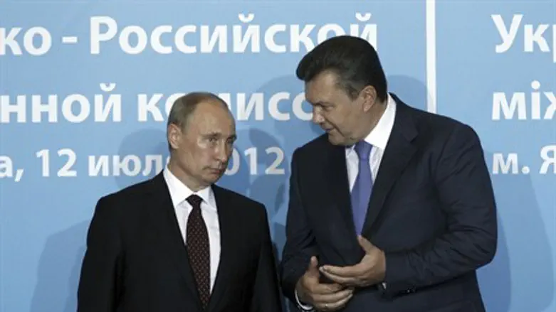 Путин и Янукович (Иллюстрация)