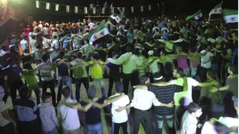 Anti-Assad protesters in Damascus