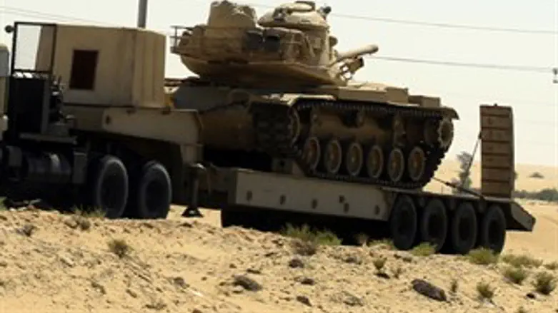 הכנסת טנקים מצריים לסיני