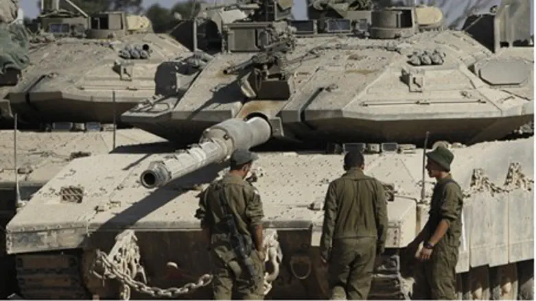 IDF tank outside Gaza (file)