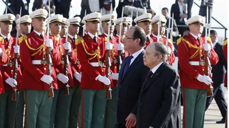 Hollande in Algiers
