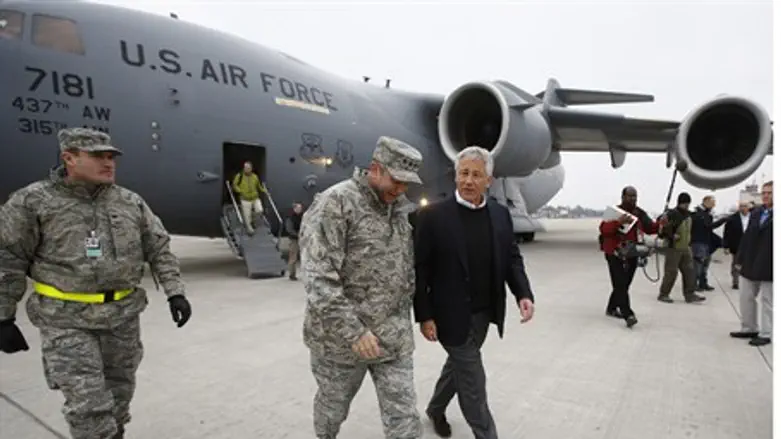 US Defense Secretary Hagel visits Afghanistan