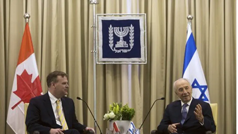  President Peres and Canadian FM John Baird  