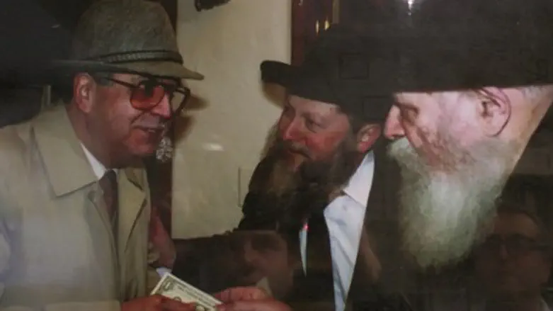 Jo AMar with Lubavicher Rebbe