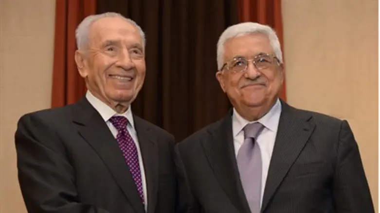 Peres and Abbas (archive)