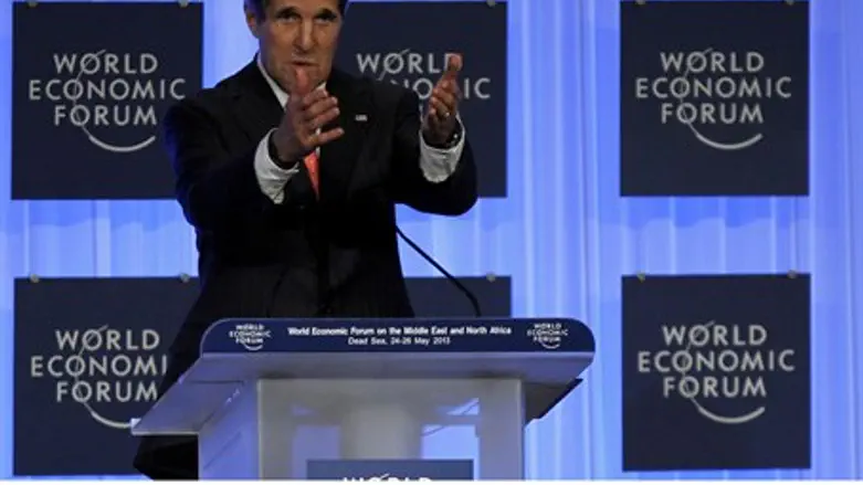 Kerry at the World Economic Forum in Jordan