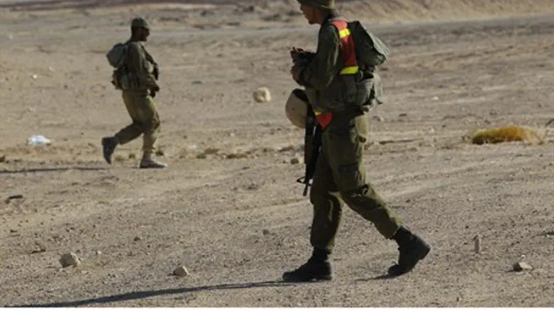 Солдаты ЦАХАЛа патрулируют границу на Синае