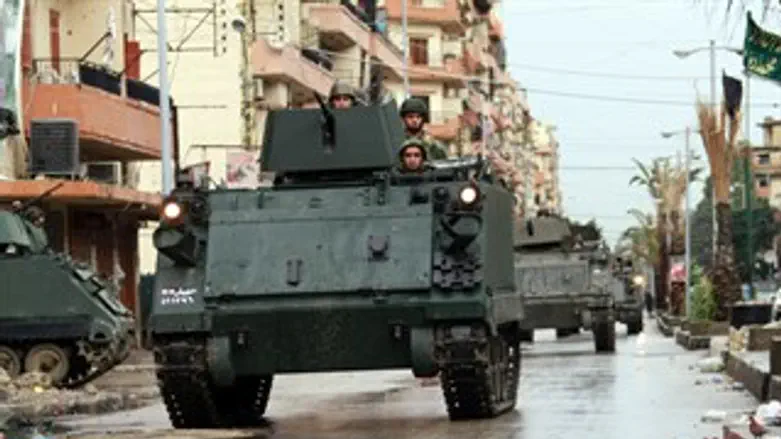 Lebanese Army soldiers patrol the Sunni Musli