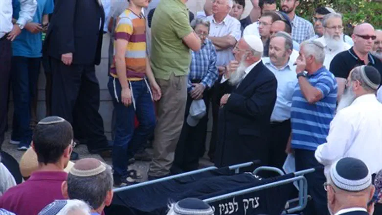 Funeral of Rabbi Avraham Zuckerman