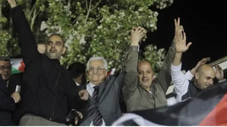 Аббас и освобожденные террористы