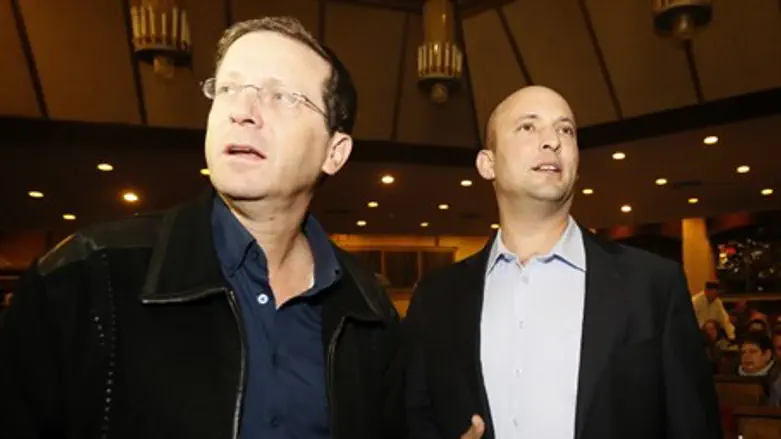 Bennett, Herzog before national elections (Il