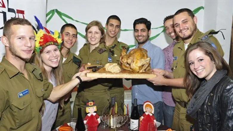 Olim celebrate Thanksgivukkah in Tel Aviv