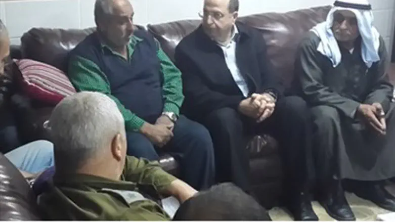 Yaalon visits grieving family in Rahat
