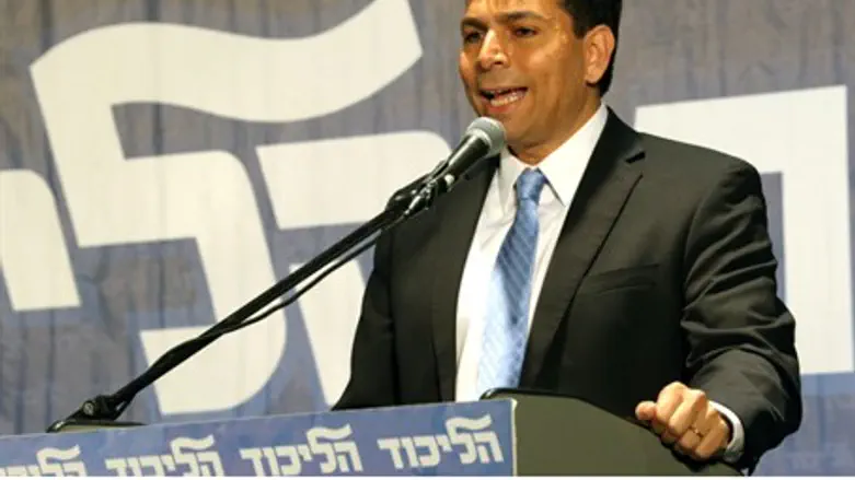 Danny Danon at Likud meeting