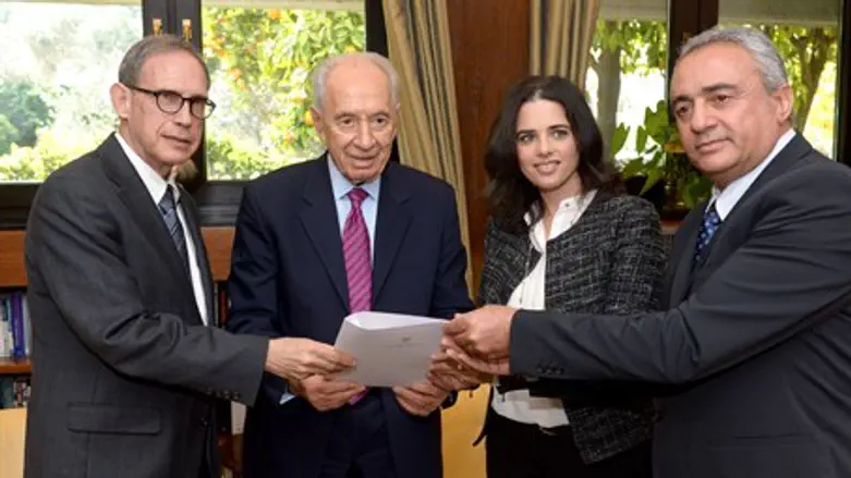 MK Shai, Pres. Peres, Mk SHaked, Efi Lahav