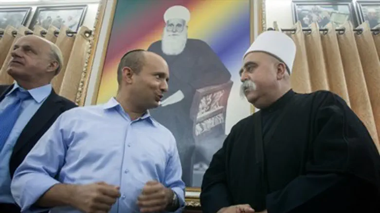 Bennett with Druze leader (archive)