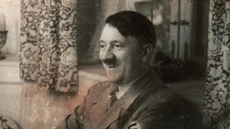 Adolf Hitler (reproduction)