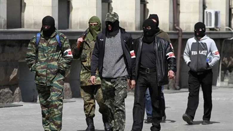 Пророссийские боевики на востоке Украины
